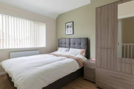 Solihull/Nec/Airport 3 Bedroom Semi-Detached House Бірмінгем Екстер'єр фото